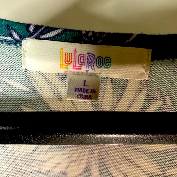 LuLaRoe Sarah Cardigan - Picture 3 of 3